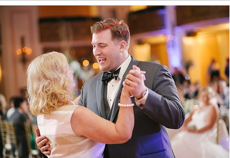 Patricia and Bryan's first dance